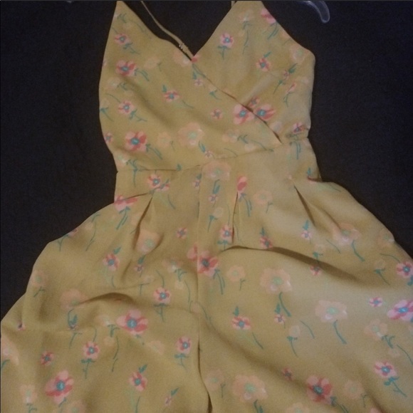 3/$25 A New Day Yellow Jumpsuit - Picture 6 of 8